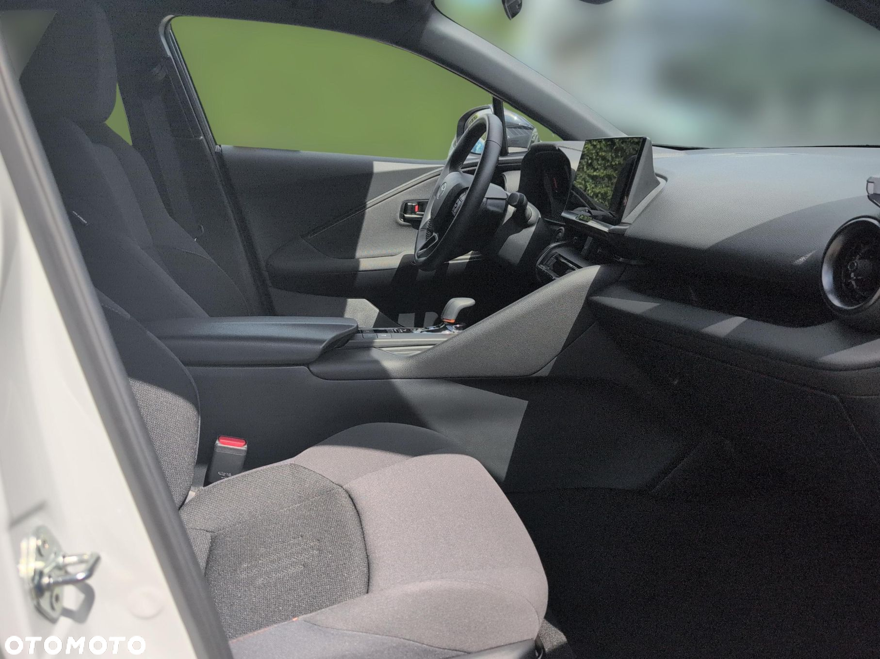 Toyota C-HR - 9