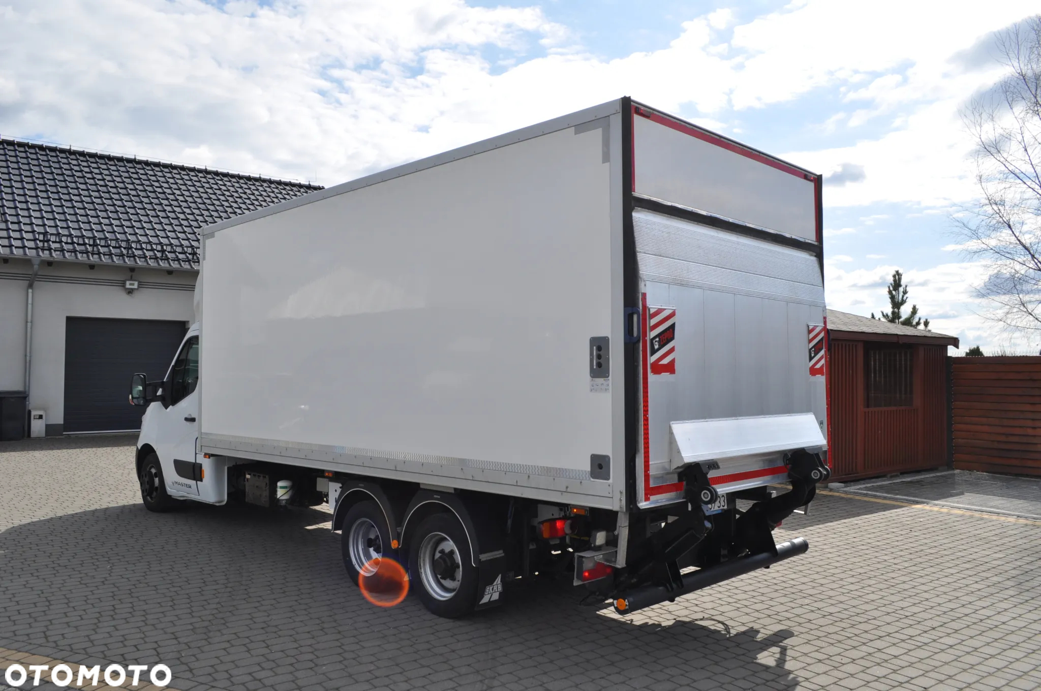 Renault HIT! Renault Master DMC 7000 KG!! Kat.B 3 OSIE Izoterma Winda Pneumatyka - 4