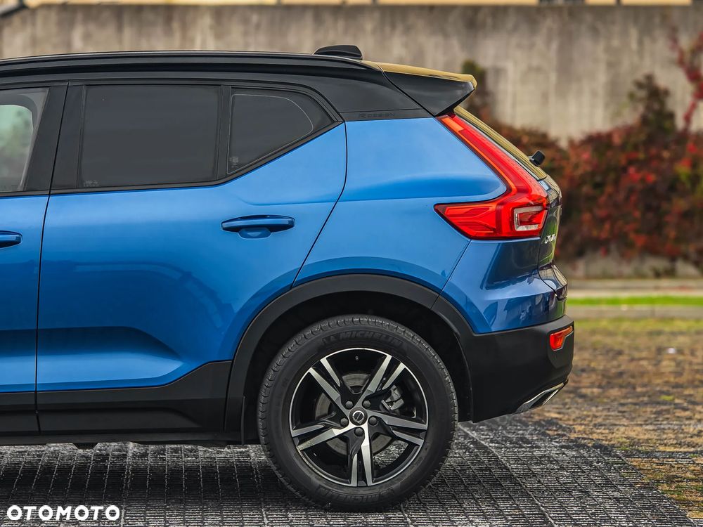 Volvo XC 40 D4 AWD Geartronic R-Design - 12