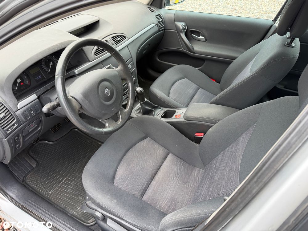 Renault Laguna 1.6 16V Avantage - 7