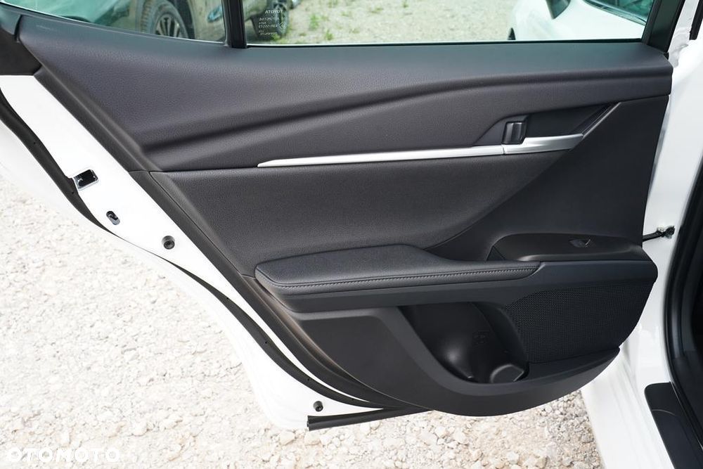 Toyota Camry 2.5 Hybrid Dynamic Force Prestige e-CVT - 9