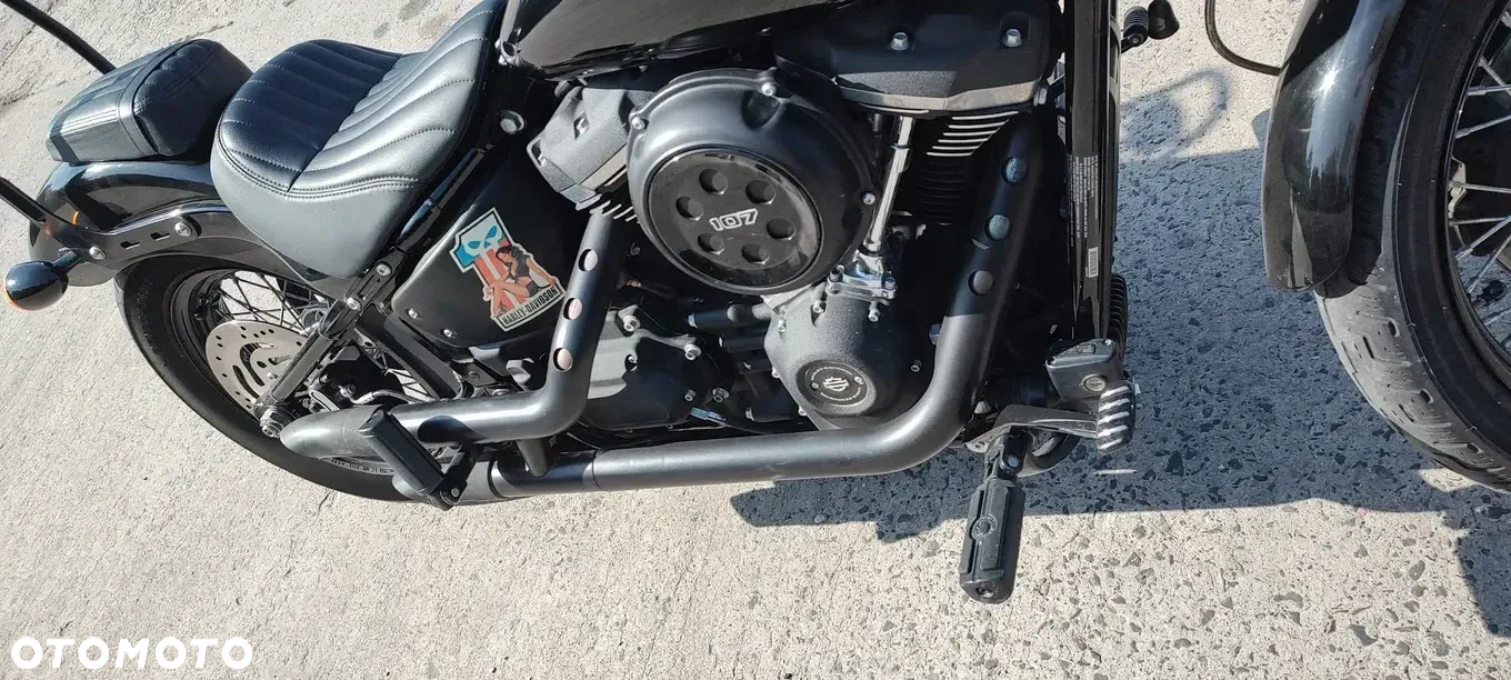 Harley-Davidson Softail Street Bob - 3
