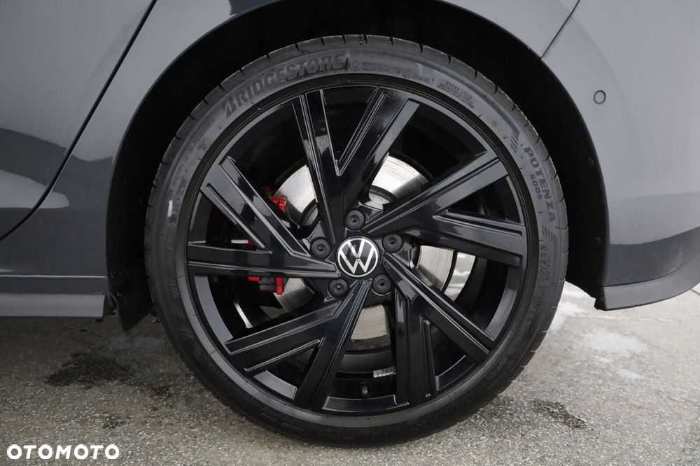 Volkswagen Golf - 29