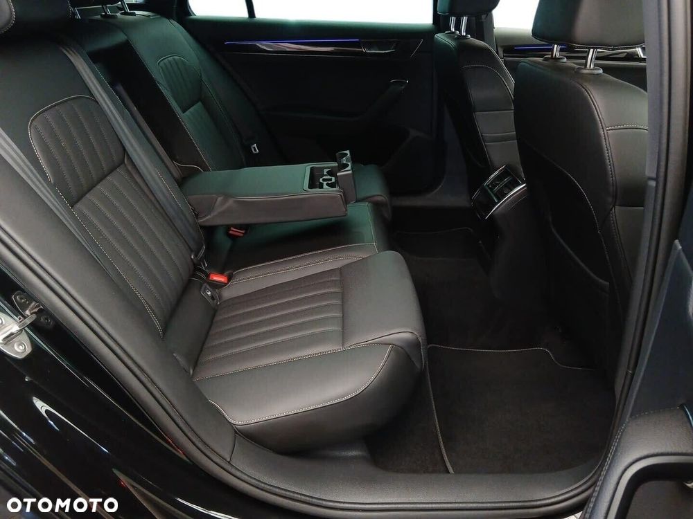 Skoda Superb 2.0 TDI SCR L&K DSG - 22