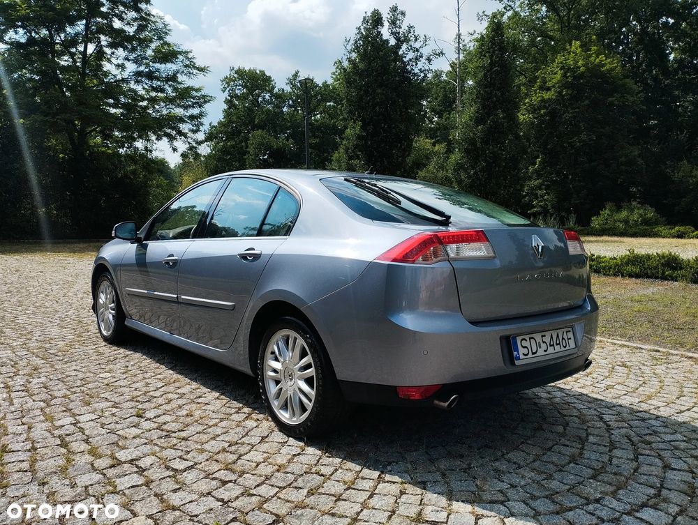 Renault Laguna 2.0 DCi FAP Initiale - 5