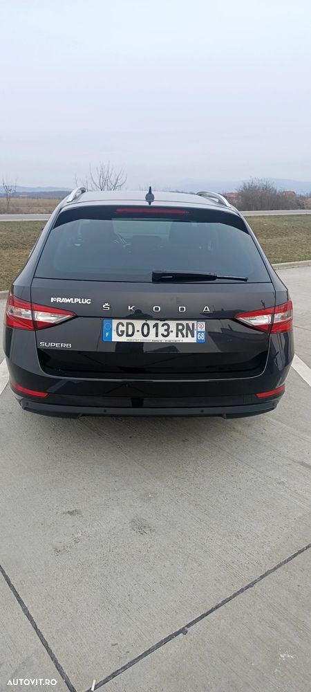 Skoda Superb 2.0 TDI DSG Selection - 5