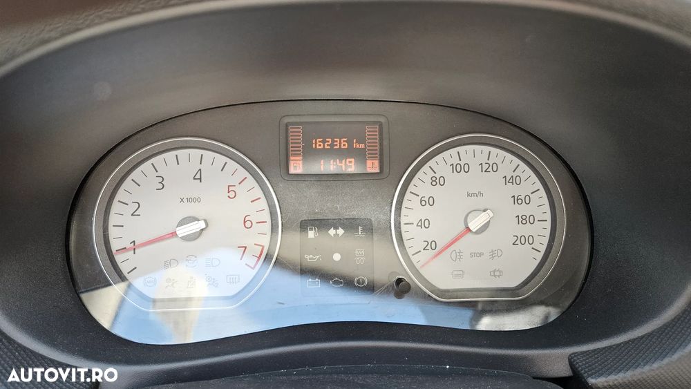 Dacia Logan K90 1.6 16v Laureate - 26