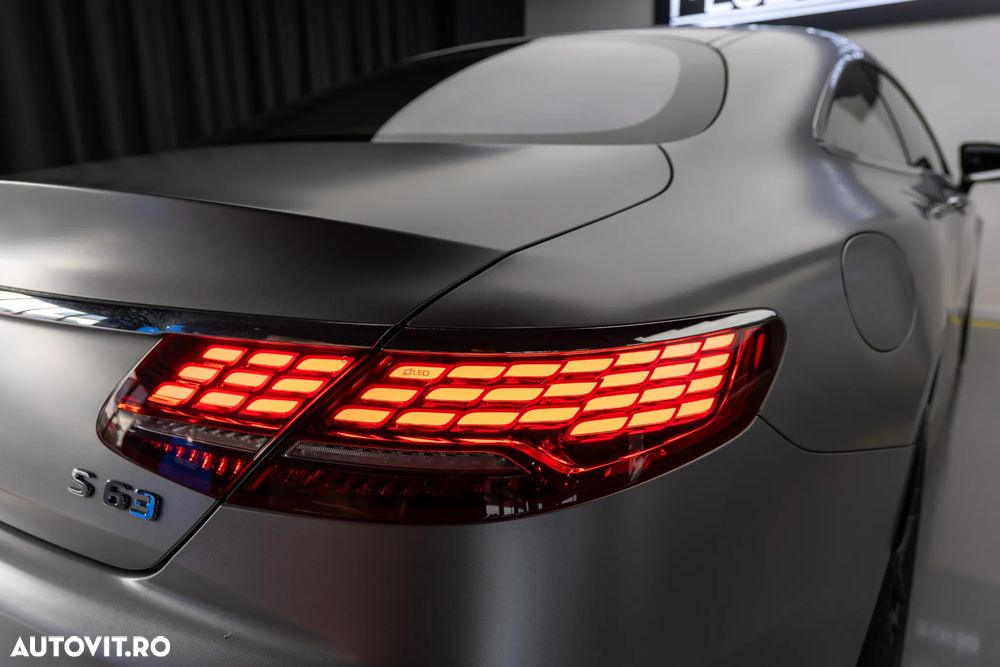 Mercedes-Benz S 63 AMG Coupe 4Matic+ AMG Speedshift 9G-MCT - 29