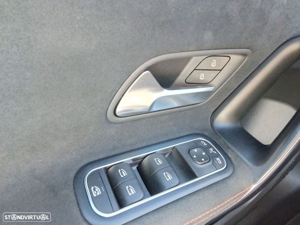 Mercedes-Benz A 180 d AMG Line Aut. - 24