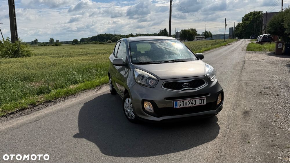 Kia Picanto 1.0 L - 4