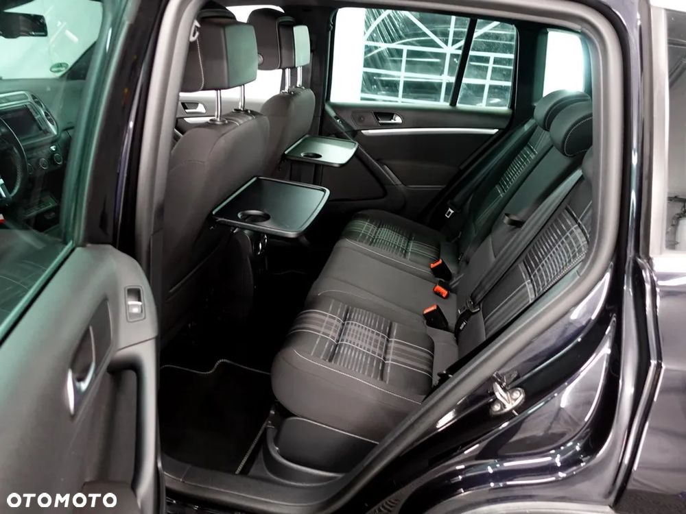 Volkswagen Tiguan 2.0 TDI 4Mot Sport&Style - 9