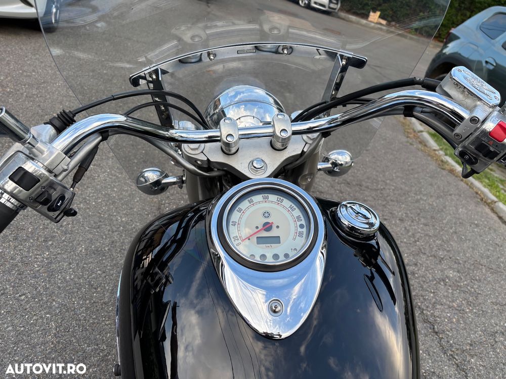 Yamaha XVS 1100 V-Star Classic - 9