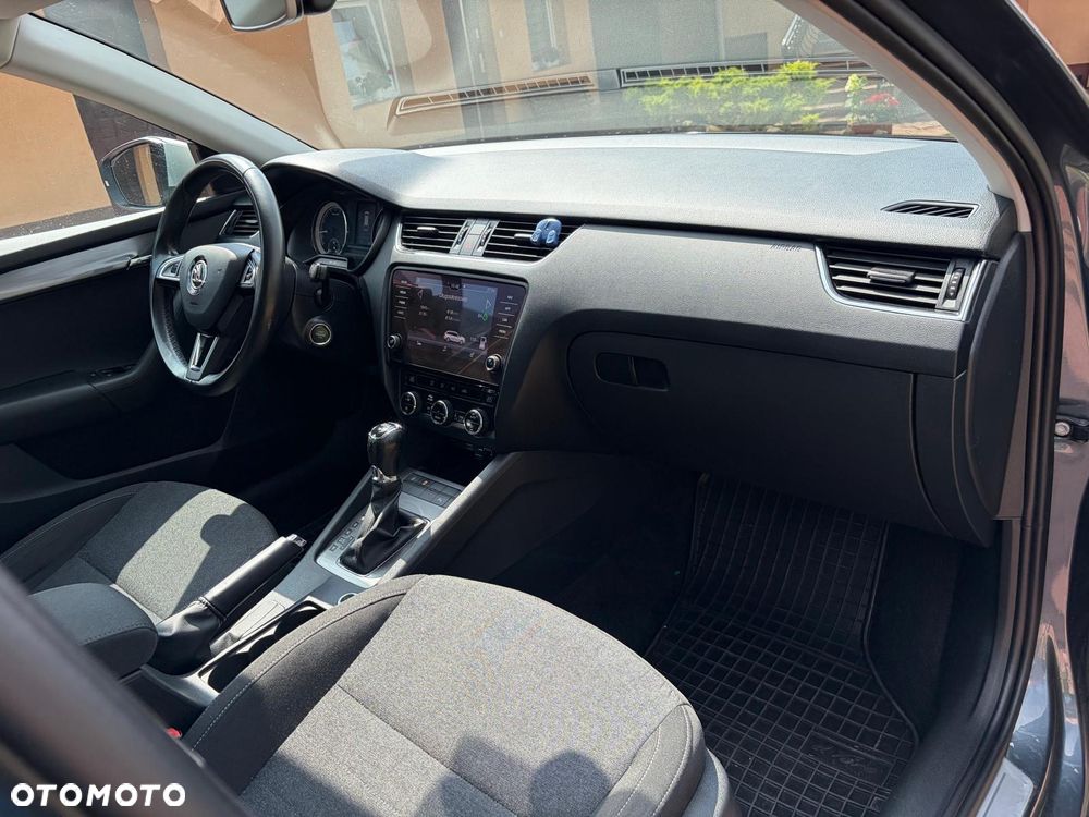 Skoda Octavia 2.0 TDI DSG Edition - 18