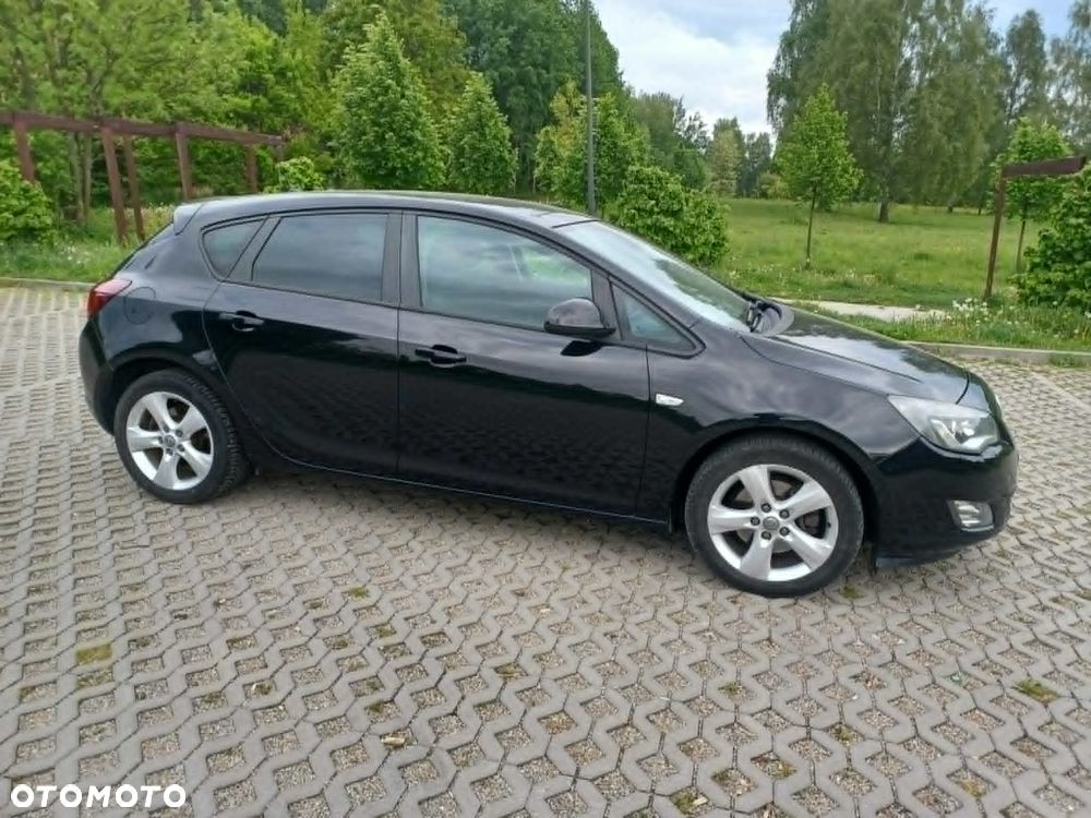 Opel Astra 1.7 CDTI DPF Innovation - 12