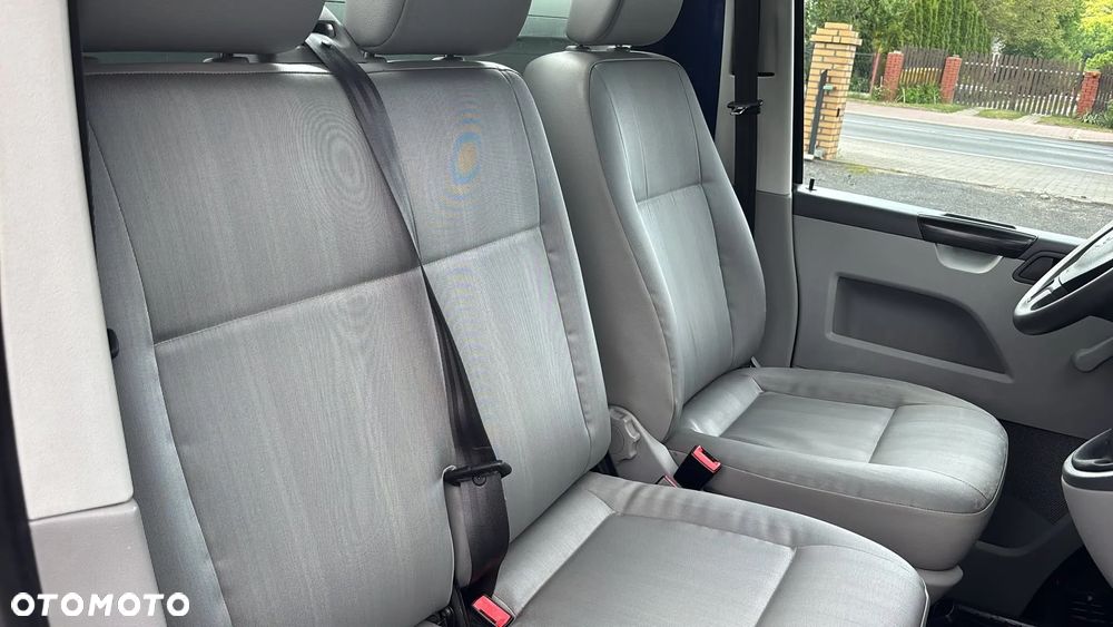 Volkswagen Transporter T5 - 19