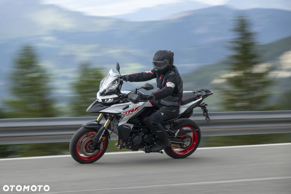 Benelli TRK 902 Xplorer - 12