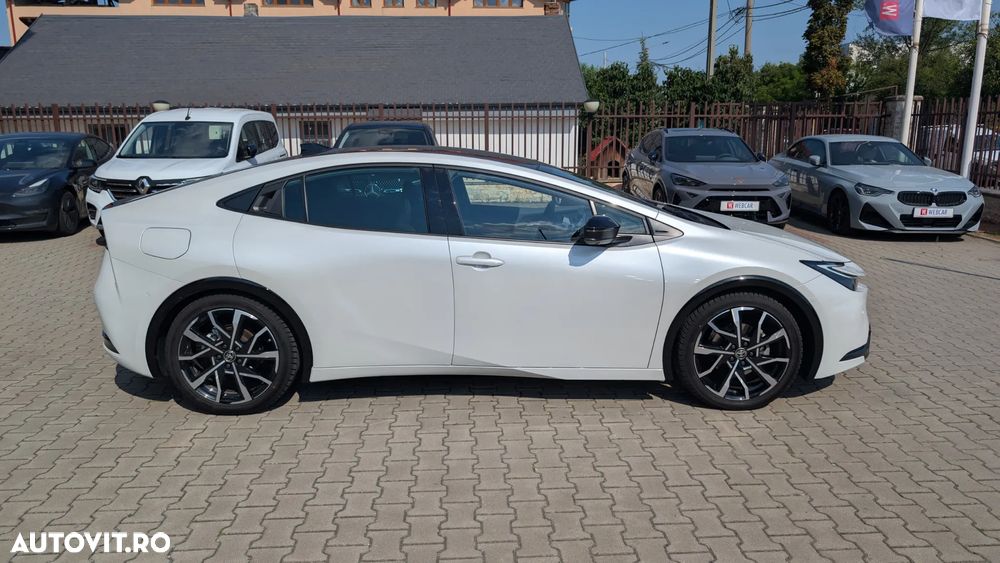 Toyota Prius - 7