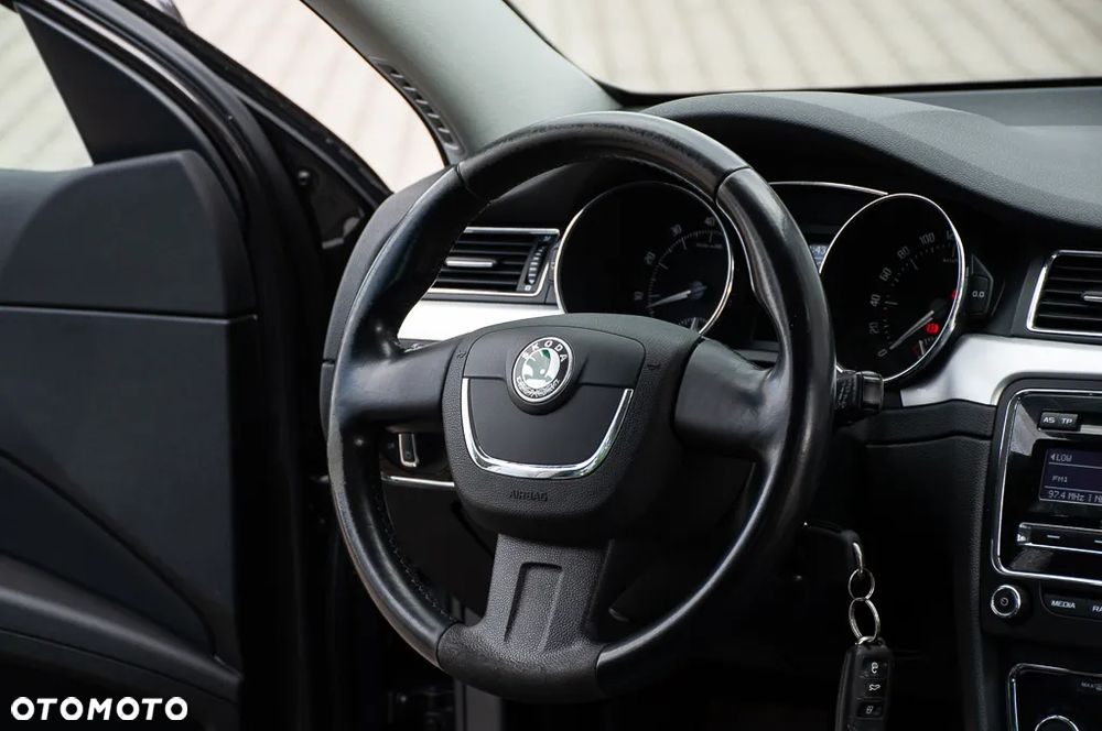 Skoda Superb Combi 1.4 TSI Style - 11