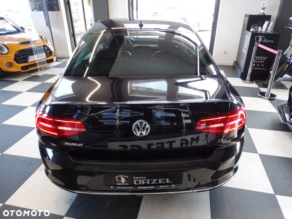 Volkswagen Passat - 5