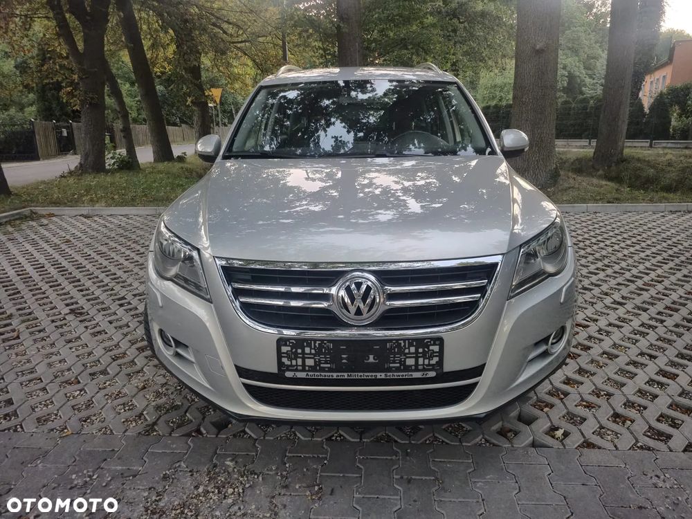 Volkswagen Tiguan - 2