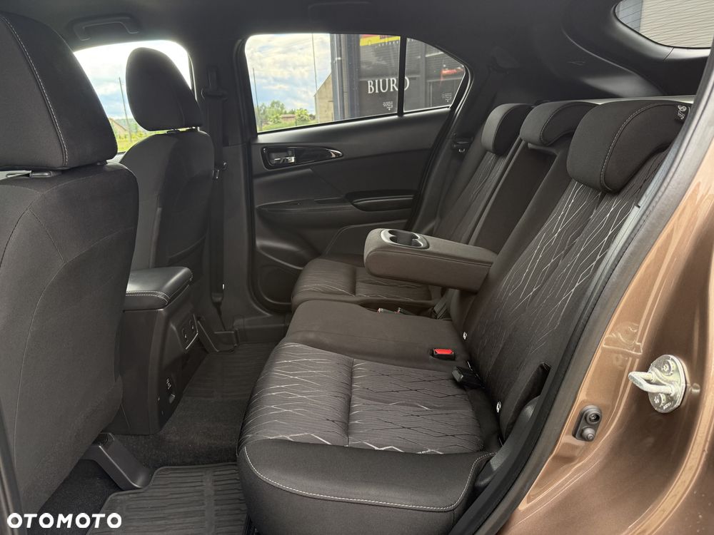 Mitsubishi Eclipse Cross 1.5 T Invite Plus - 32