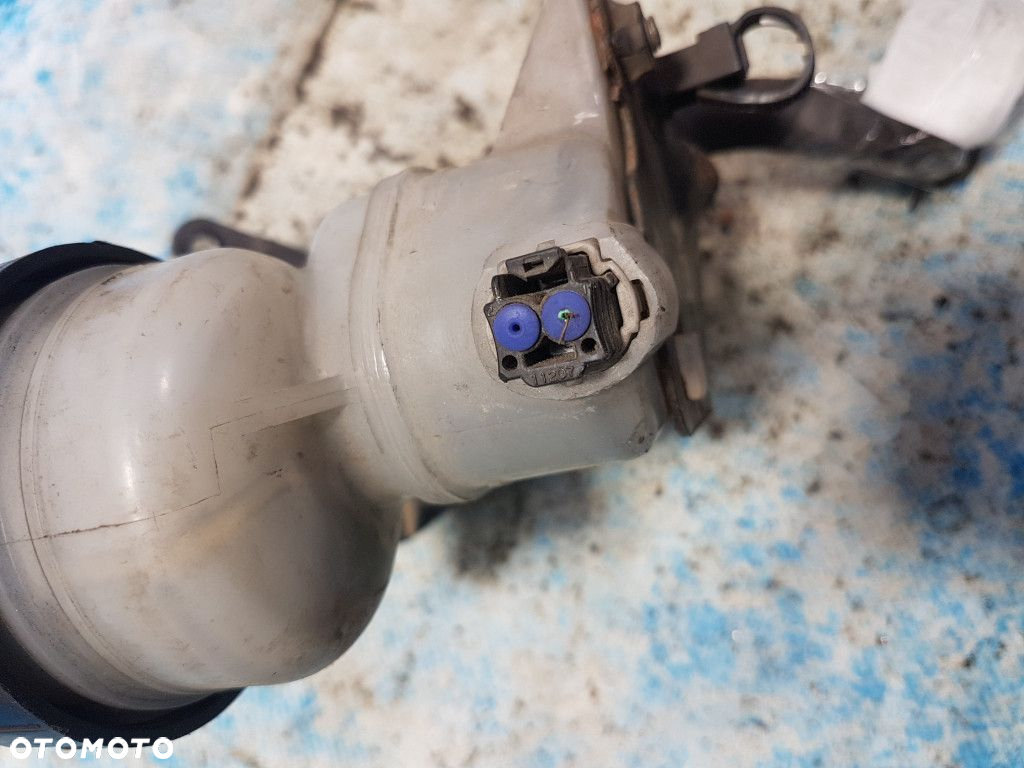 DAIHATSU MATERIA I ZBIORNICZEK HAMULCOWY - 4