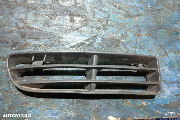 Grila bara fata stanga 1J5853666B 1J5853666B Volkswagen VW Bora 1 [19 - 1