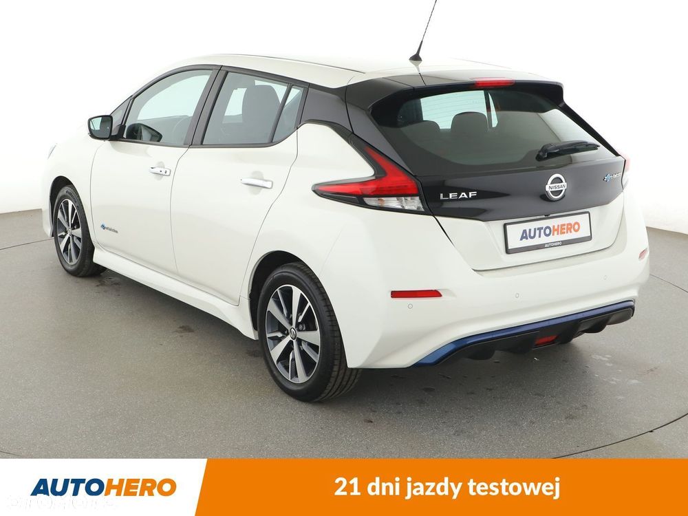 Nissan Leaf - 4