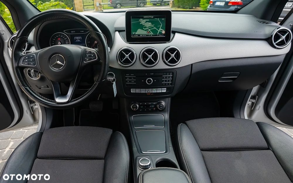 Mercedes-Benz Klasa B 180 d 7G-DCT Edition - 32