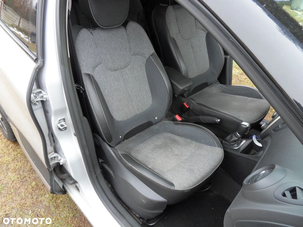 Renault Captur ENERGY TCe 120 EDC Bose Edition - 15