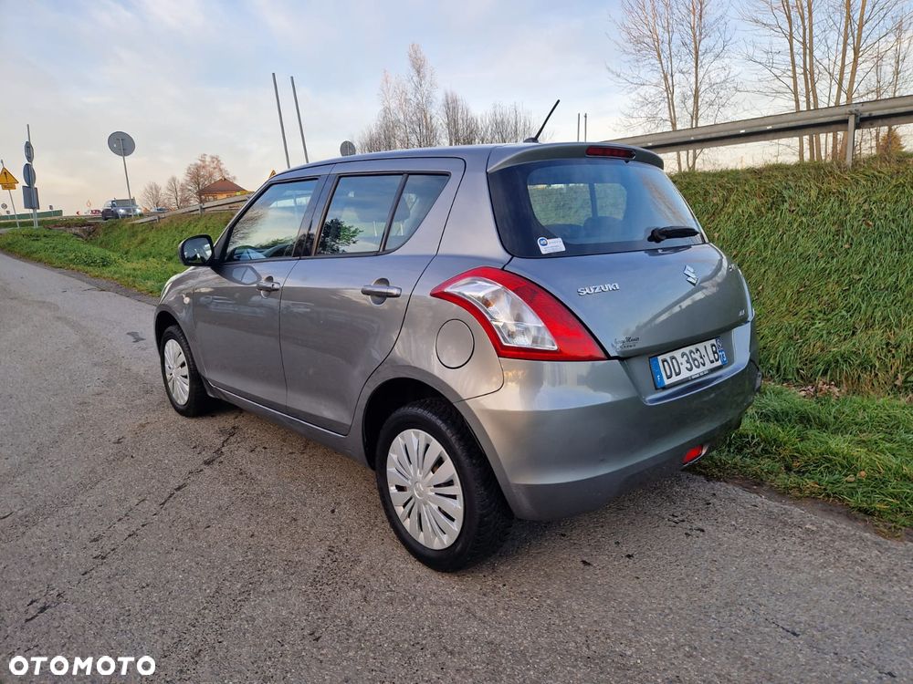 Suzuki Swift - 3