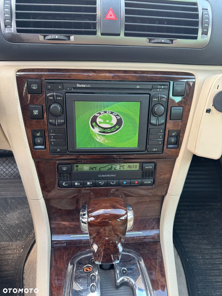 Skoda Superb ver-1-8t-prestige-tiptr - 12