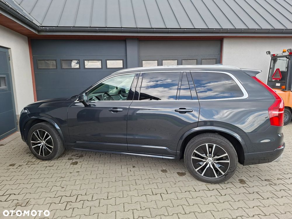 Volvo XC 90 B5 D AWD Momentum Pro - 23