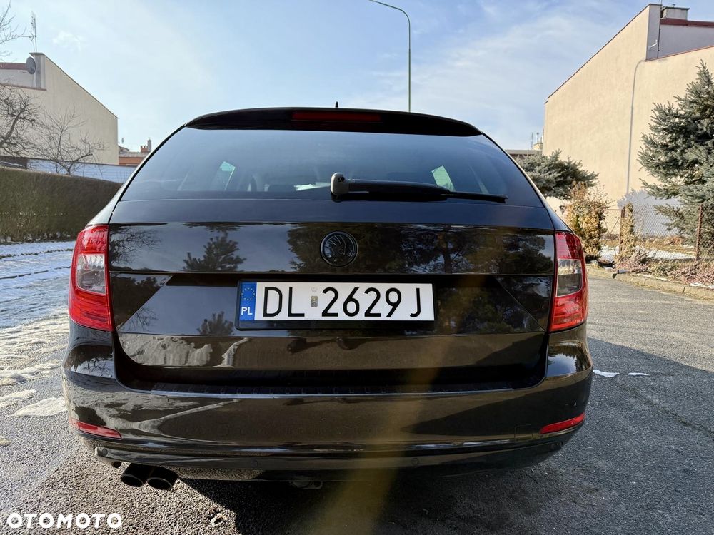 Skoda Superb 2.0 TDI Business DSG - 11