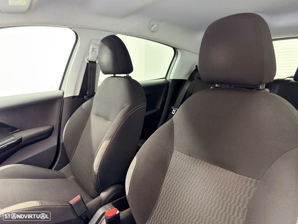 Peugeot 208 1.6 BlueHDi Style - 13