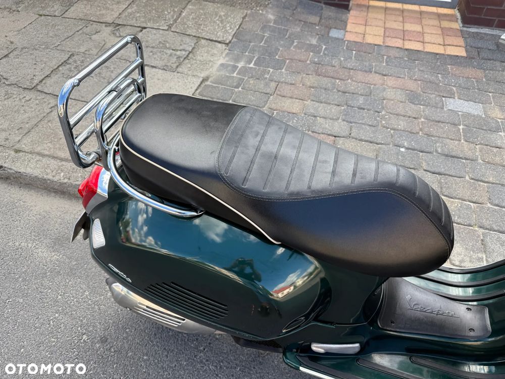 Piaggio Vespa - 20