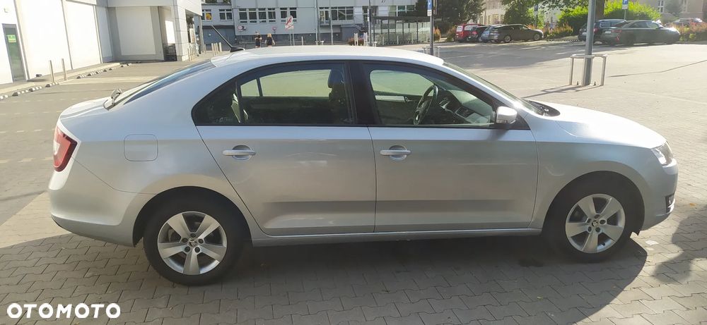 Skoda RAPID 1.0 TSI Active - 5