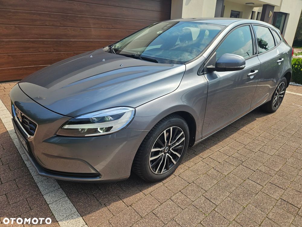Volvo V40 D2 Momentum - 11