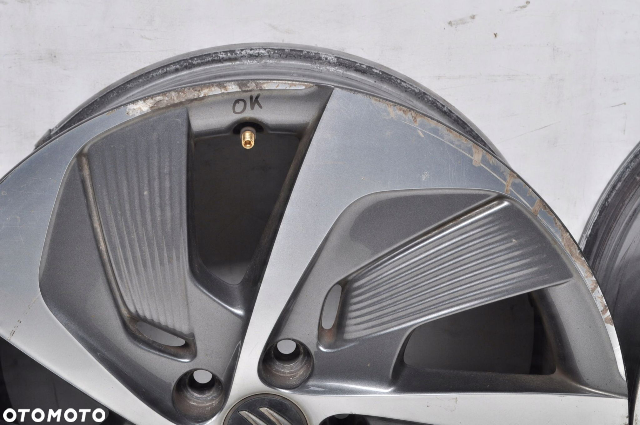 CITROEN C4 GRAND PICASSO FELGI ALUMINIOWE R18 7.5J 5X108 ET54 9677090577 - 10