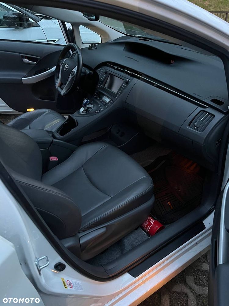 Toyota Prius - 9