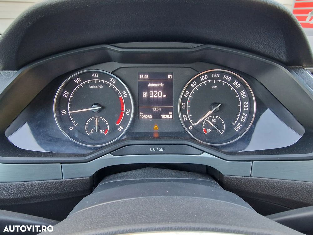 Skoda Superb 1.5 TSI DSG Ambition - 7