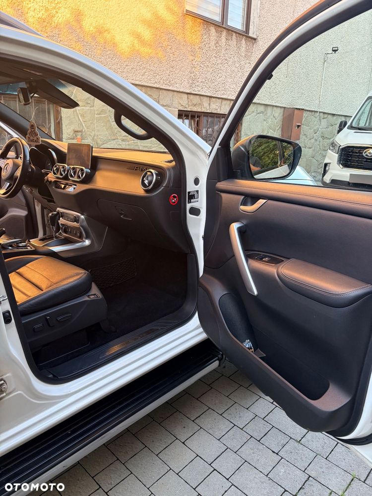 Mercedes-Benz Klasa X 250 d 4-Matic Power - 12