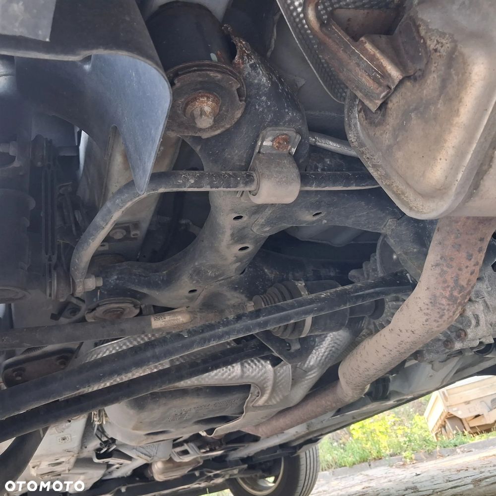 Jeep Compass - 25