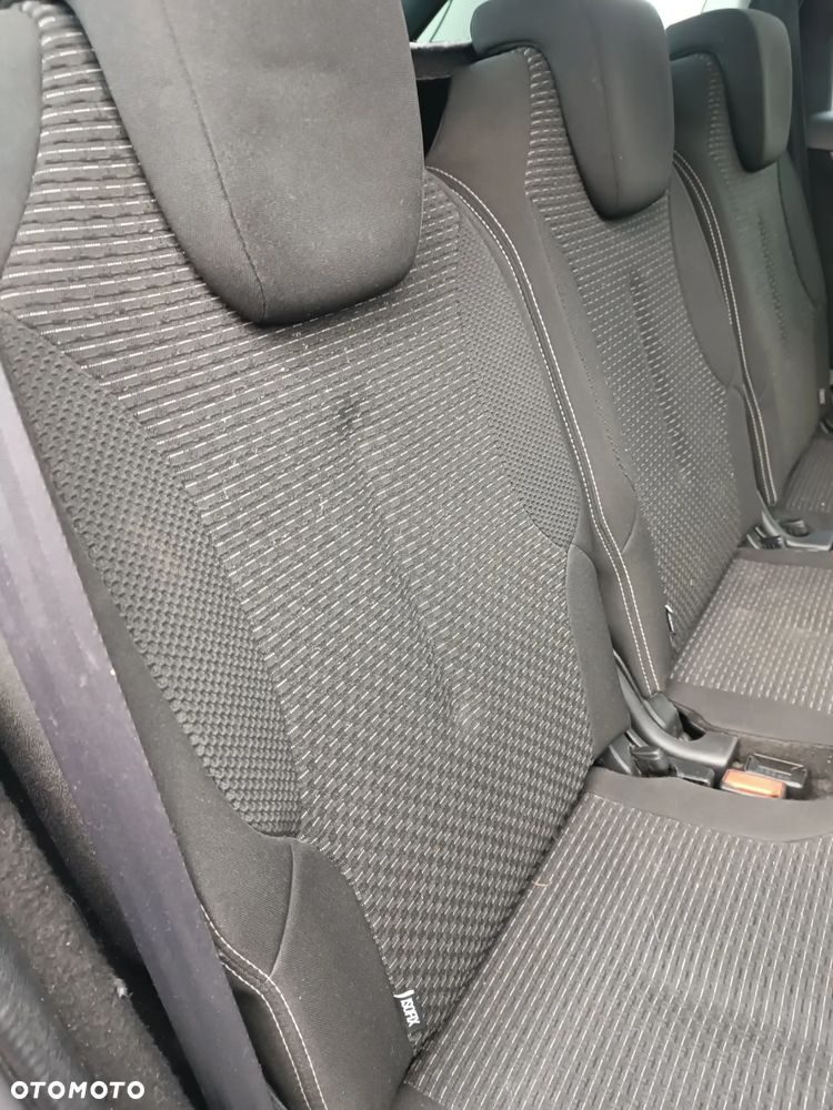 Citroën C4 Picasso - 10