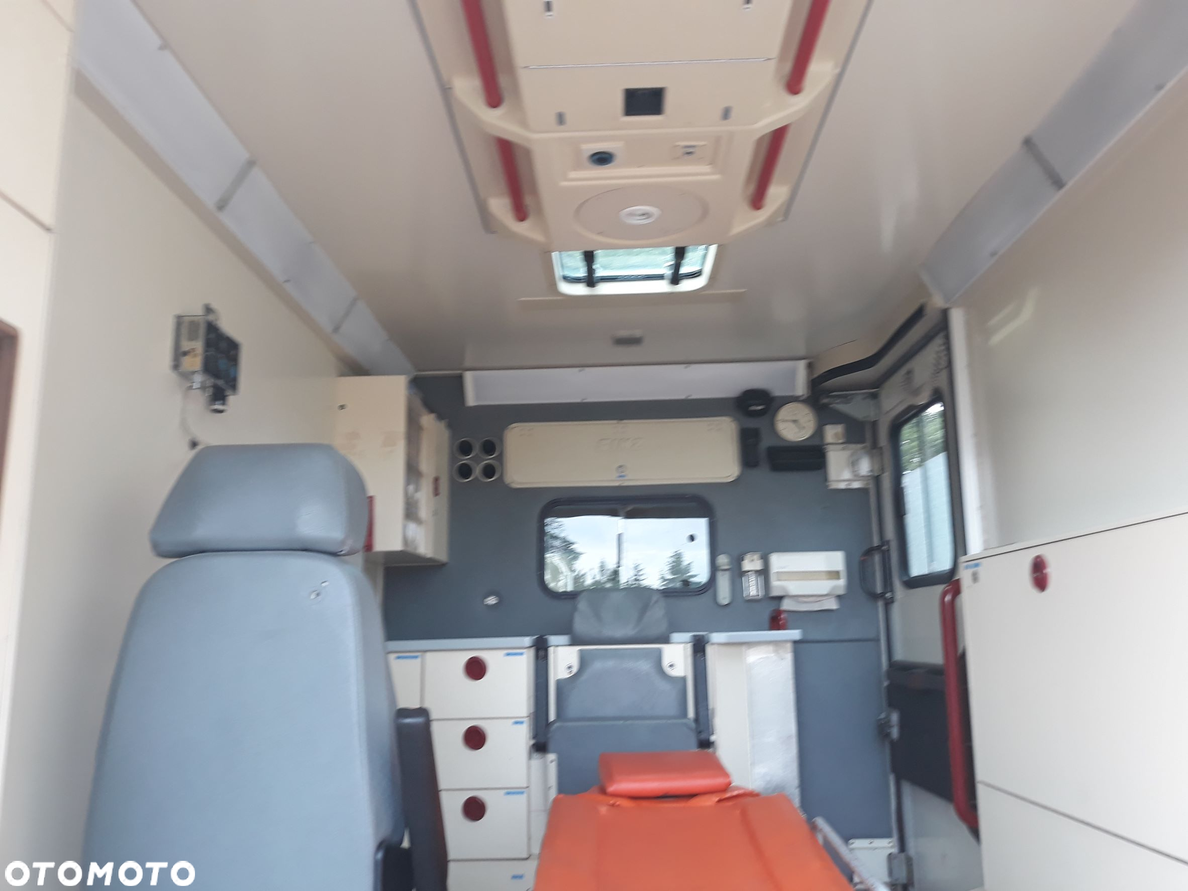 Mercedes-Benz Sprinter 312D AMBULANS - 16
