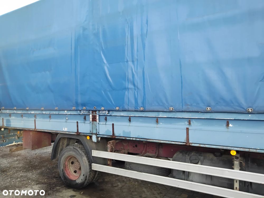 Mercedes-Benz 814 - 5