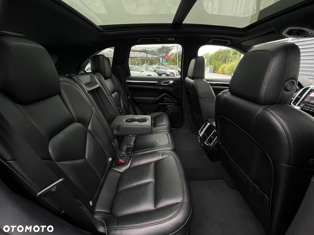 Porsche Cayenne S Diesel - 32