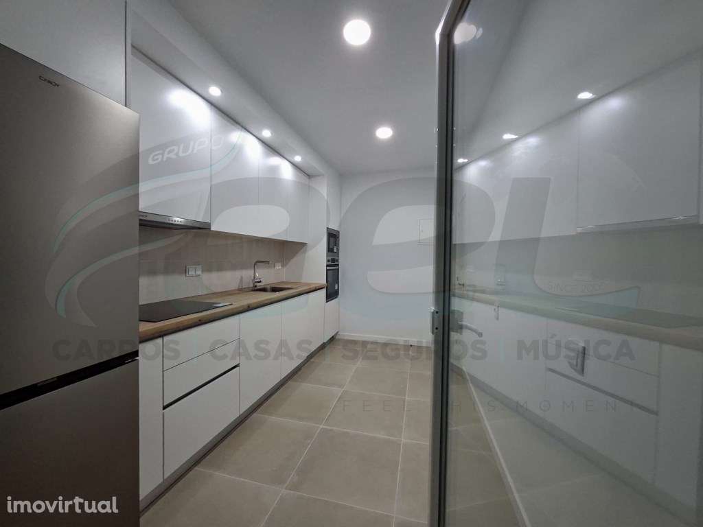 Apartamento T2 com terraço - Grande imagem: 3/30