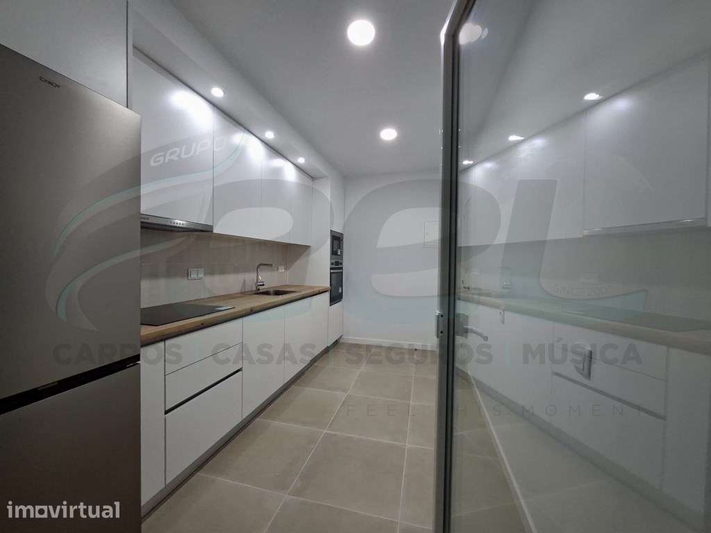 Apartamento T2 com terraço - Grande imagem: 3/33