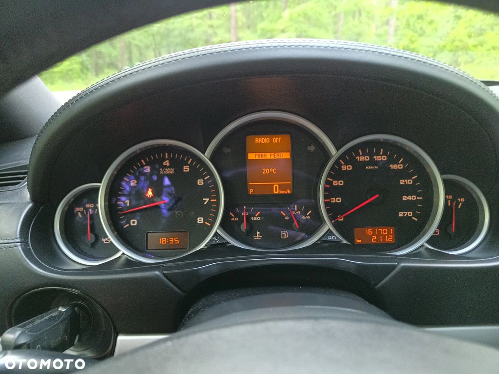 Porsche Cayenne - 27